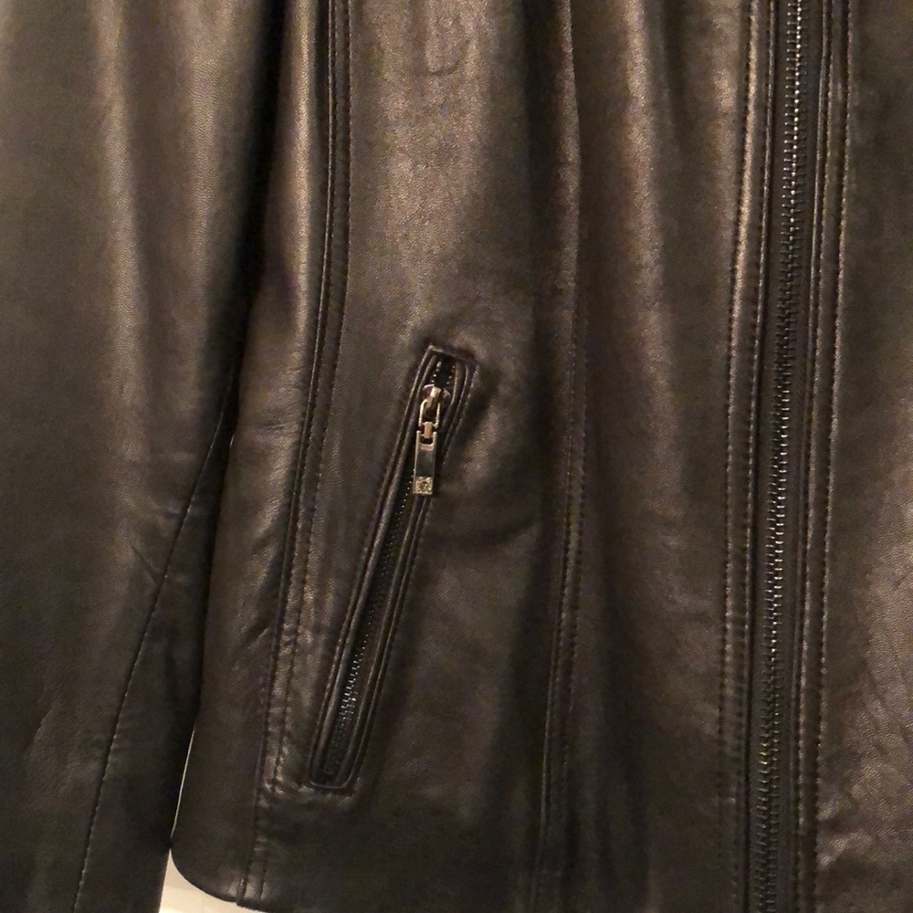 Leather jacket - Picture 3 of 5